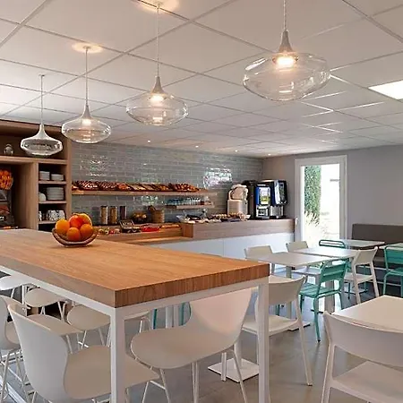 Kyriad Montpellier Ouest St Jean De Vedas 3*