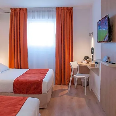Kyriad Montpellier Ouest St Jean De Vedas Otel 3*