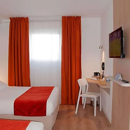 Hotel Kyriad Montpellier Ouest St Jean De Védas - A709 3*